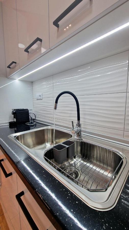 Pg Luxury Apartment Кавала Екстериор снимка