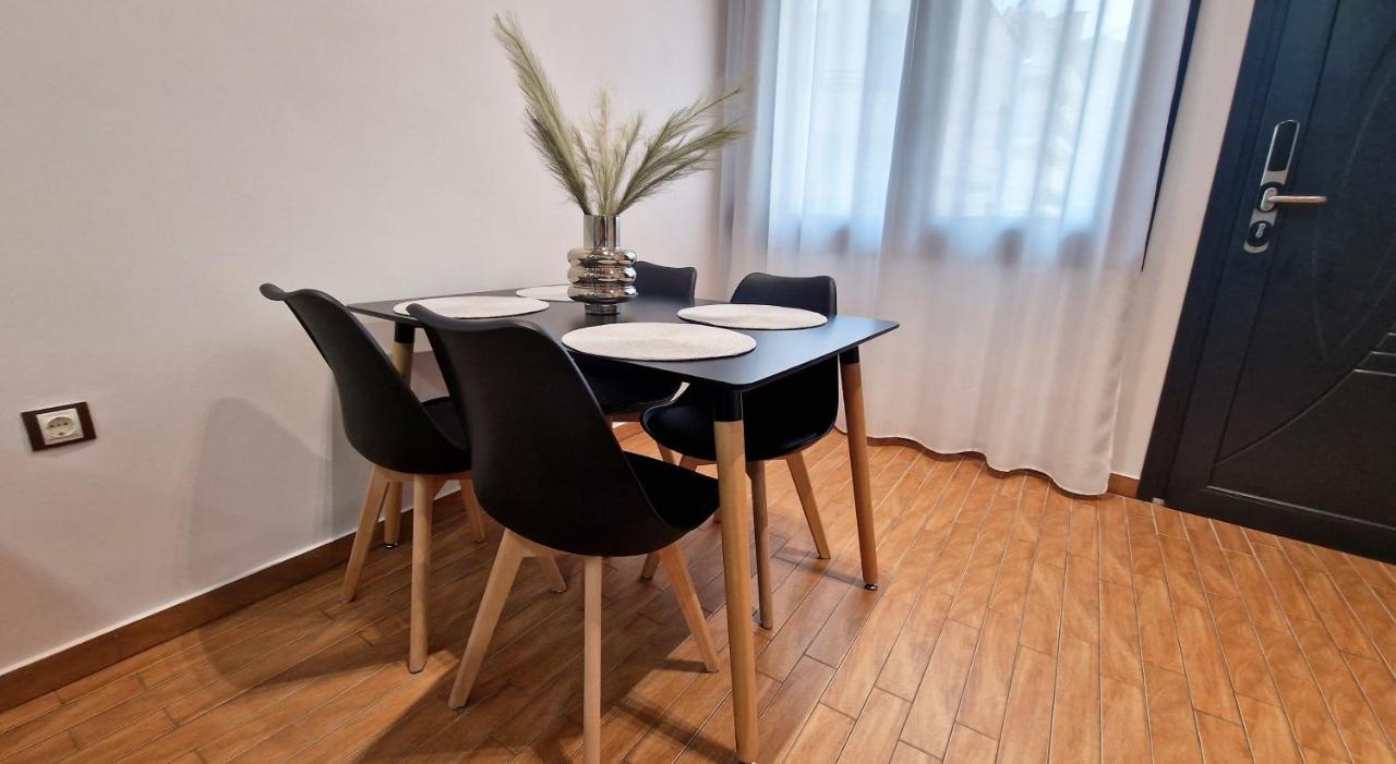 Pg Luxury Apartment Кавала Екстериор снимка