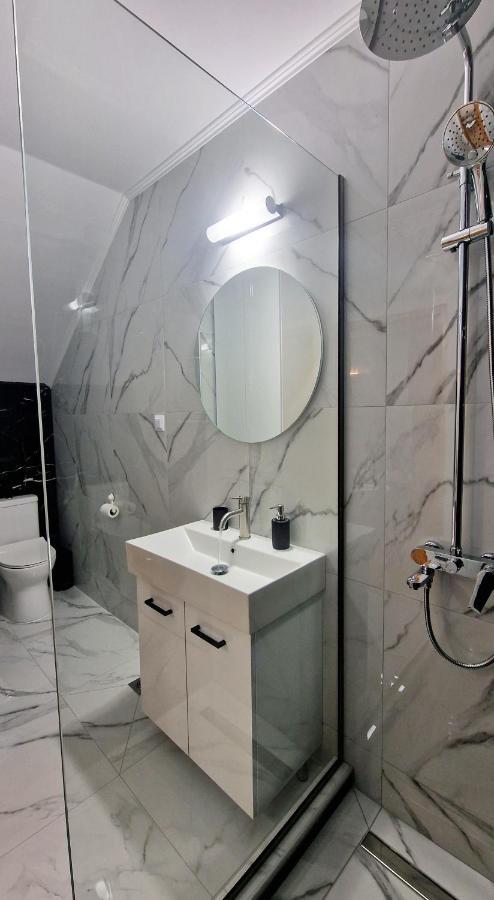 Pg Luxury Apartment Кавала Екстериор снимка