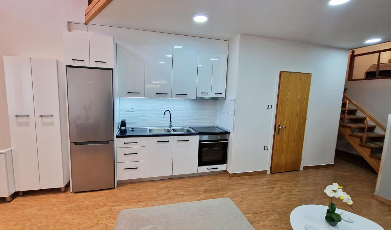 Pg Luxury Apartment Кавала Екстериор снимка