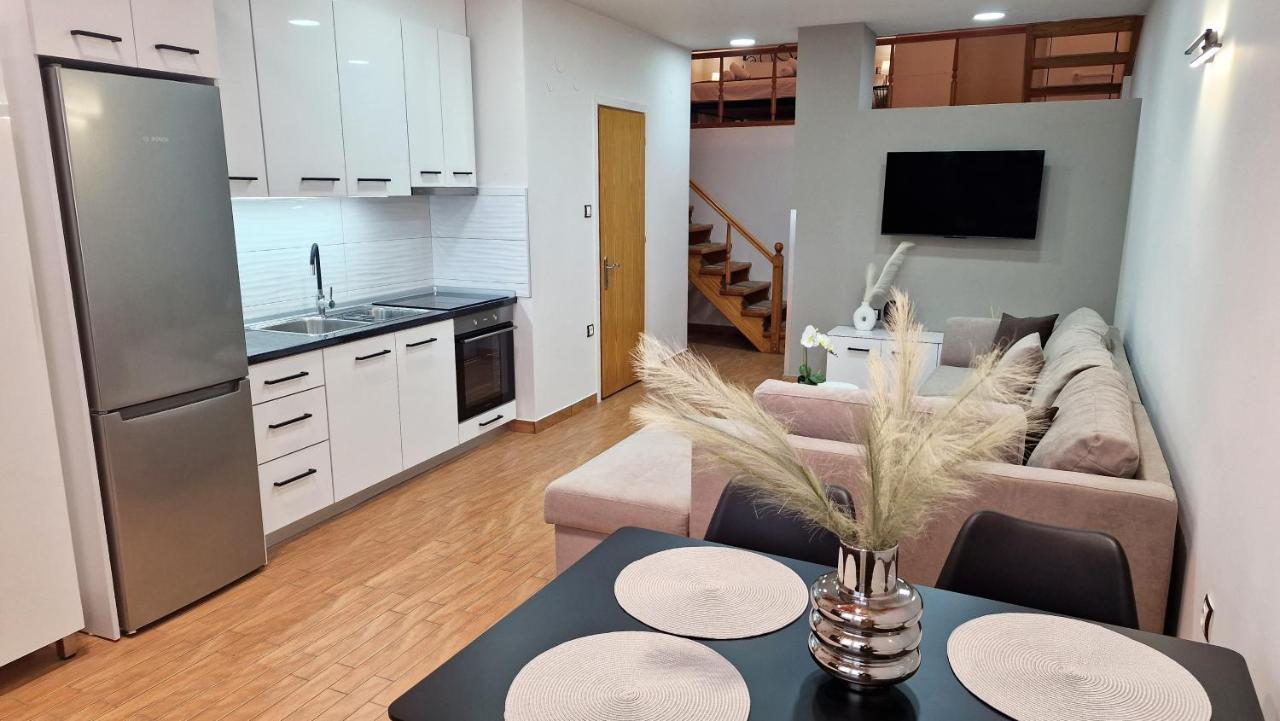 Pg Luxury Apartment Кавала Екстериор снимка