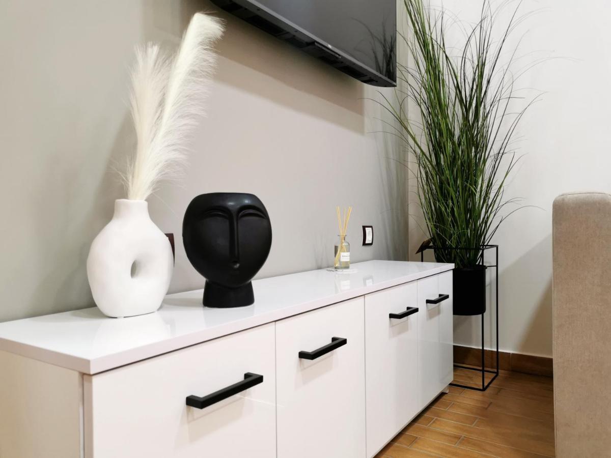 Pg Luxury Apartment Кавала Екстериор снимка